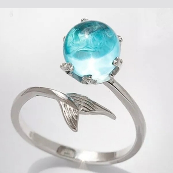 Anthropologie Other - 925 Mermaid Tail Crystal Sea glass Blue Sizable